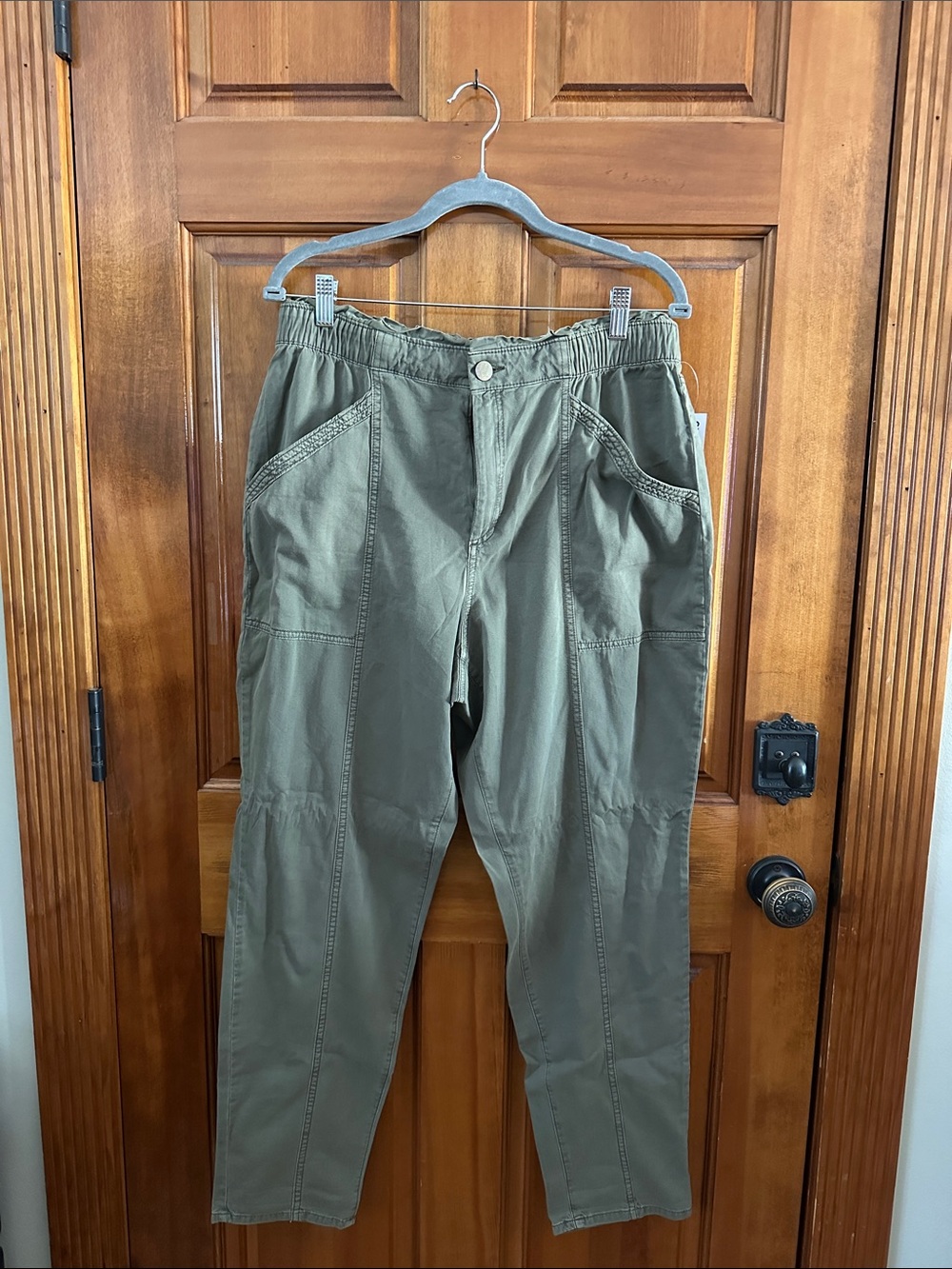 Old Navy Olive Green Cargo Pants